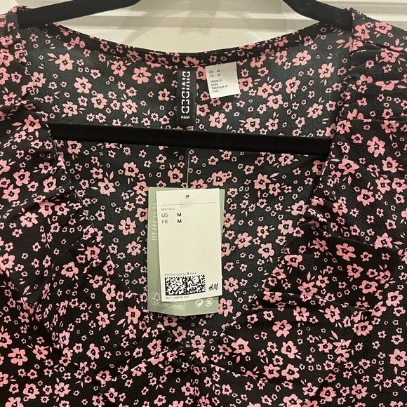 black and pink floral babydoll dress with ruffle neckline - Picture 2 of 4